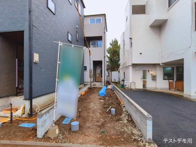 埼玉県さいたま市浦和区領家５丁目の新築戸建て外構写真 2026年3月2日撮影