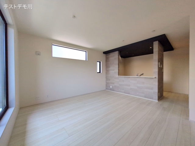 さいたま市浦和区領家5丁目(戸建)03 リビング