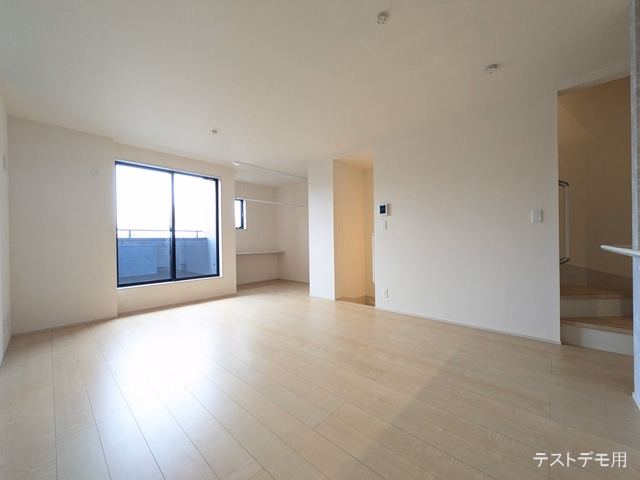 さいたま市北区植竹町1丁目(戸建)02 リビング