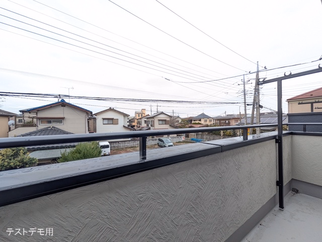 さいたま市浦和区大東2丁目(戸建)02 バルコニー