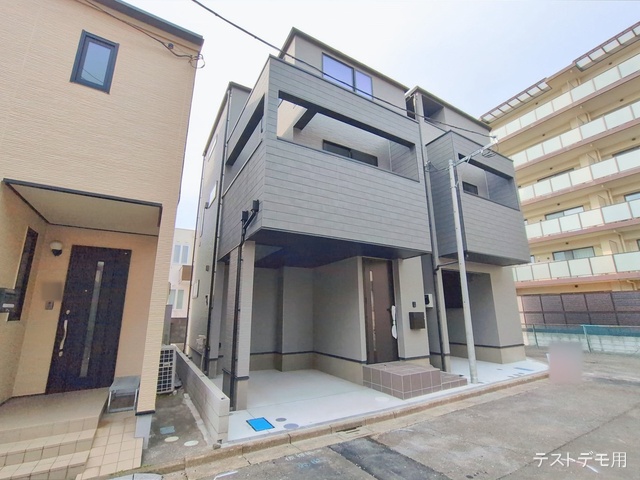 埼玉県さいたま市南区鹿手袋２丁目の新築戸建て完成写真 2026年2月19日撮影