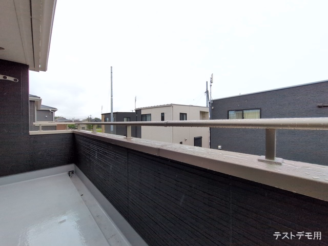 さいたま市岩槻区上野1丁目（戸建）01 バルコニー