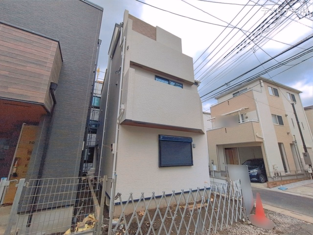 埼玉県さいたま市中央区本町東５丁目の新築戸建て外構写真 2026年6月9日撮影