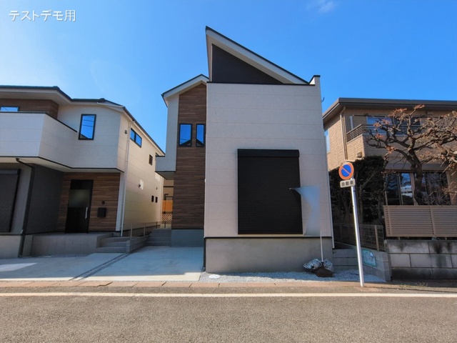 埼玉県さいたま市岩槻区東岩槻３丁目の新築戸建て完成写真 2026年3月15日撮影