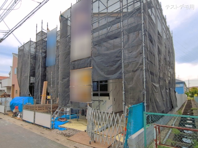埼玉県さいたま市南区松本２丁目の新築戸建てシート写真 2026年4月27日撮影