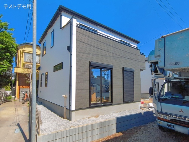 埼玉県さいたま市見沼区大字御蔵の新築戸建て外構写真 2026年4月7日撮影