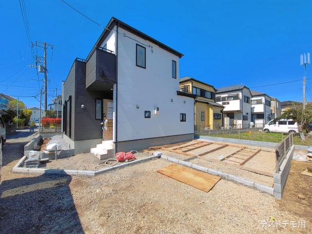 埼玉県さいたま市見沼区大字御蔵の新築戸建て外構写真 2026年4月7日撮影