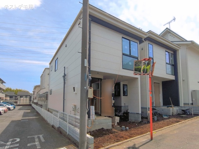 埼玉県さいたま市緑区大字中尾の新築戸建て外構写真 2026年4月27日撮影