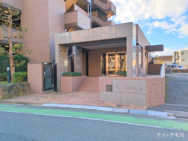 コスモ戸田公園ピアセーレ 外観
