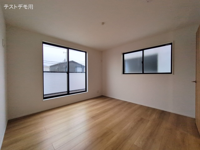 さいたま市南区鹿手袋1丁目(戸建)01 居室メイン