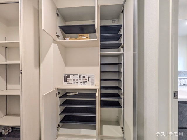 さいたま市見沼区大字東新井(戸建)02 収納