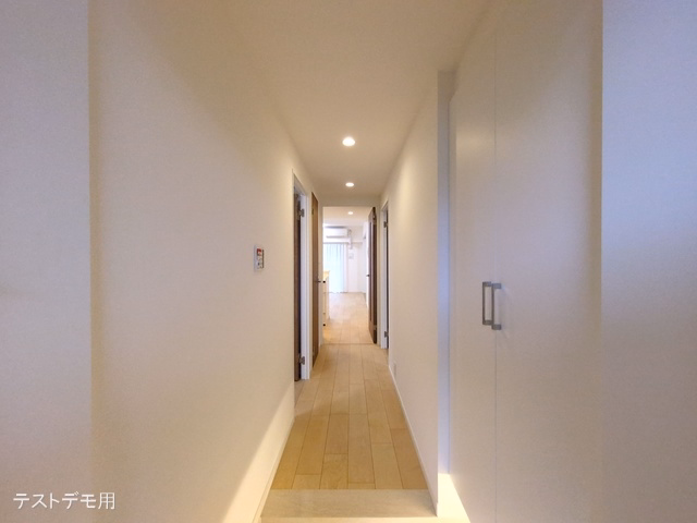 コスモ川口シティアベニュー 玄関