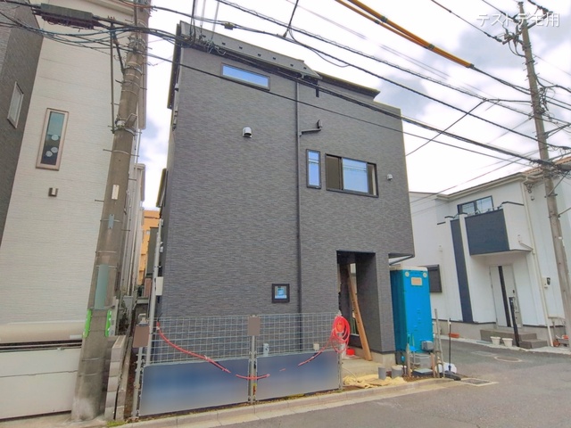 埼玉県さいたま市南区四谷１丁目の新築戸建て外構写真 2026年6月4日撮影