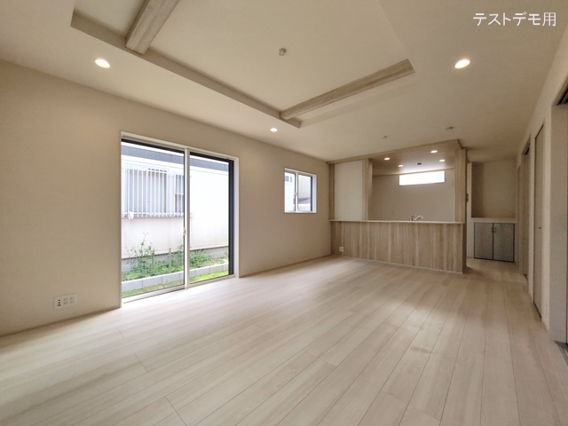 さいたま市桜区大字塚本(戸建)01 リビング