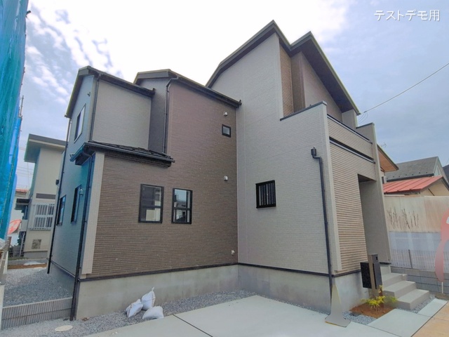 埼玉県さいたま市桜区大字塚本の新築戸建て完成写真 2026年4月21日撮影