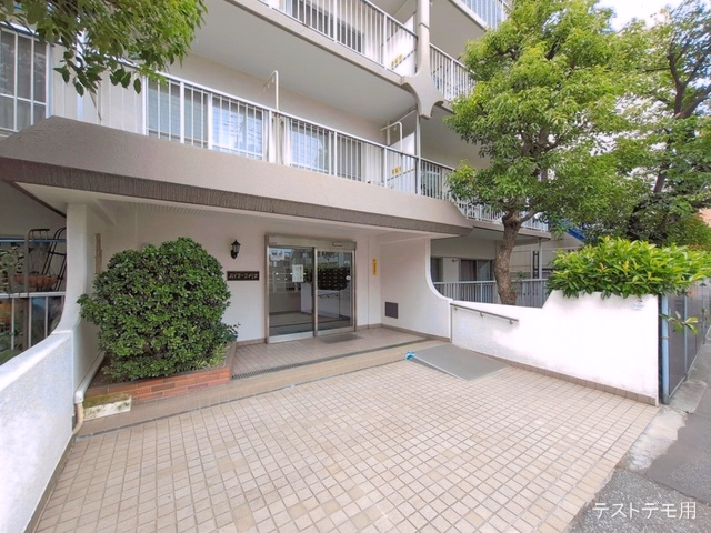 ハイラーク川口 外観