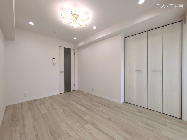 スカイラーク蕨 内装