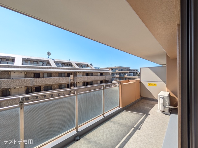 プランヴェール川口 バルコニー