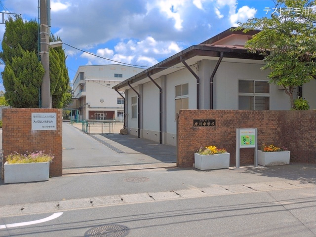 川口市立岸川中学校