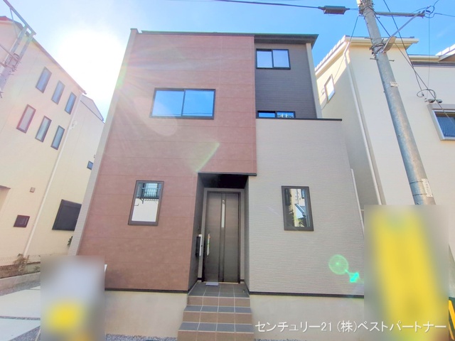 埼玉県さいたま市緑区原山４丁目の新築戸建て完成写真 2025年9月24日撮影