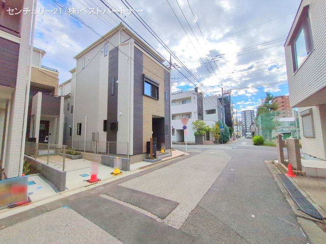 埼玉県蕨市南町３丁目の新築戸建て完成写真 2025年10月5日撮影