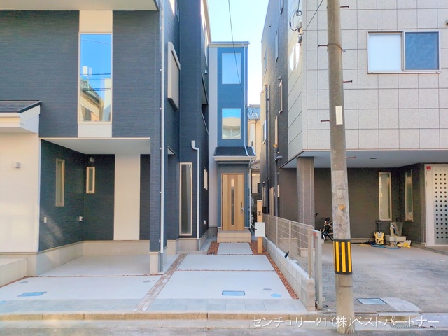 埼玉県川口市芝中田２丁目の新築戸建て完成写真 2025年12月10日撮影