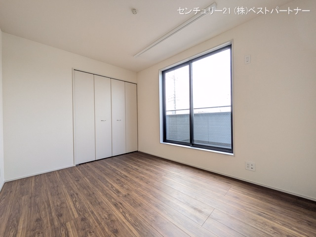 戸田市笹目3丁目(戸建)02 居室メイン