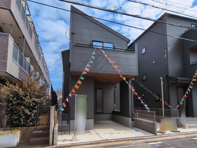 埼玉県蕨市中央３丁目の新築戸建て完成写真 2026年3月8日撮影