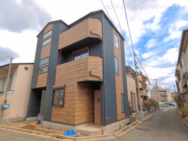 埼玉県蕨市中央7丁目の新築戸建て外構写真 2026年3月26日撮影