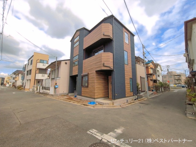 埼玉県蕨市中央7丁目の新築戸建て外構写真 2026年3月26日撮影