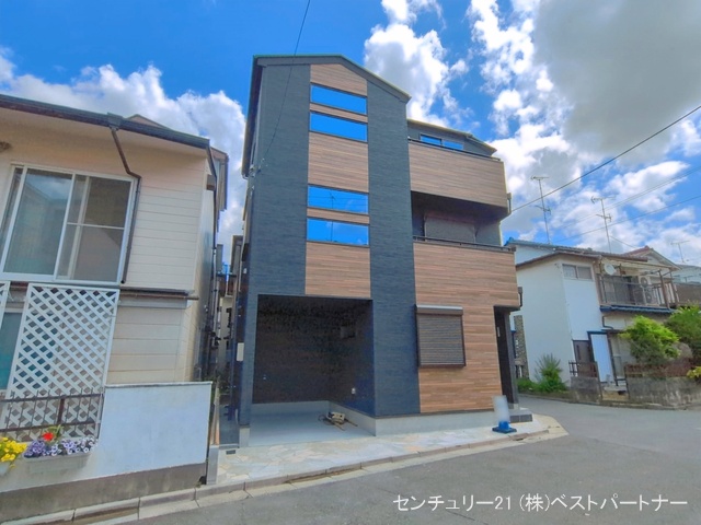埼玉県蕨市中央7丁目の新築戸建て完成写真 2026年5月10日撮影