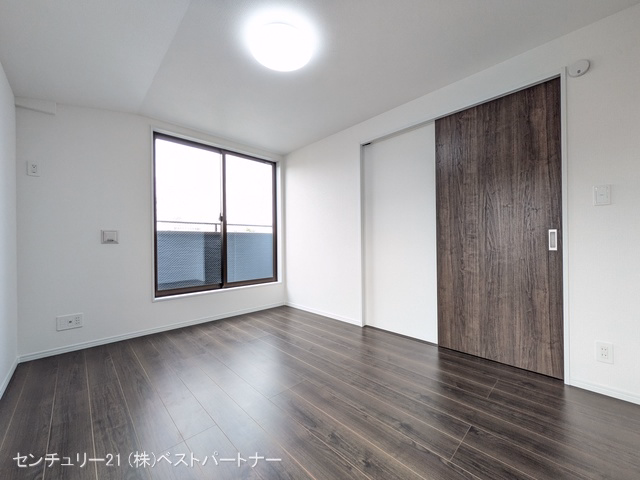 蕨市中央7丁目(戸建)01 居室メイン