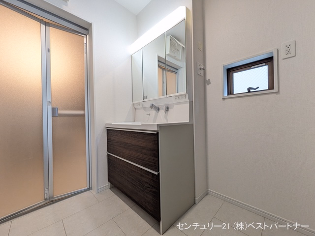 蕨市中央7丁目(戸建)01 洗面所