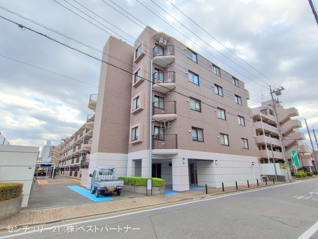 埼玉県戸田市本町５丁目のマンション『コスモ戸田公園アーバンステージ』外観写真 2025年11月17日撮影