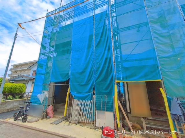 埼玉県蕨市中央３丁目の新築戸建てシート写真 2026年4月14日撮影