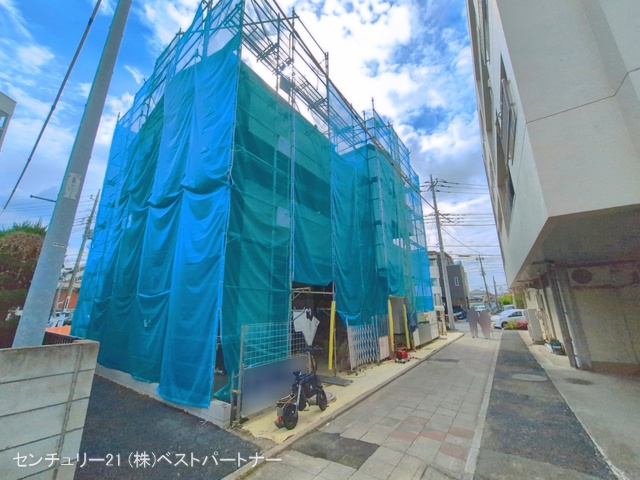 埼玉県蕨市中央３丁目の新築戸建てシート写真 2026年4月14日撮影