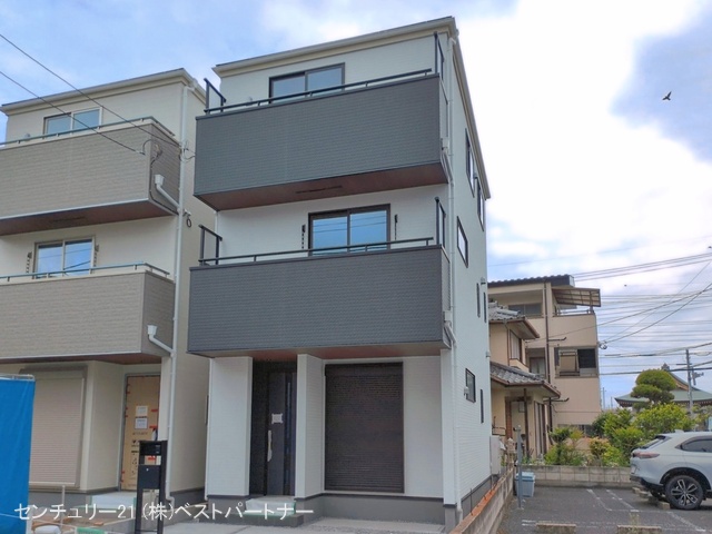 埼玉県蕨市中央７丁目の新築戸建て完成写真 2026年4月20日撮影