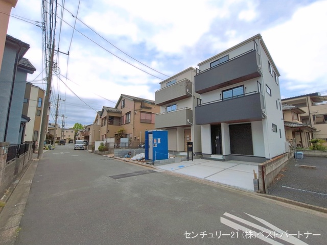 埼玉県蕨市中央７丁目の新築戸建て完成写真 2026年4月20日撮影