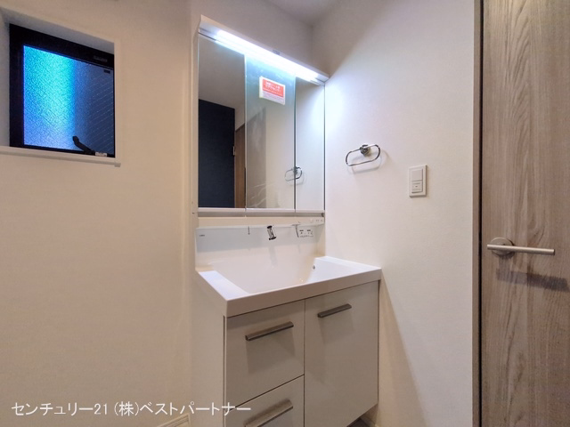 蕨市南町2丁目(戸建) 洗面所