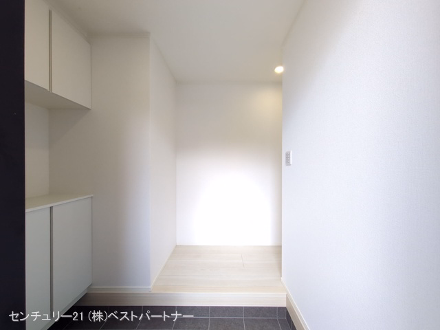 蕨市中央6丁目(戸建)02 玄関