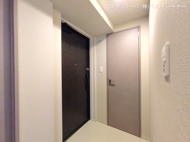 ヴィークコート蕨南町桜並木 玄関