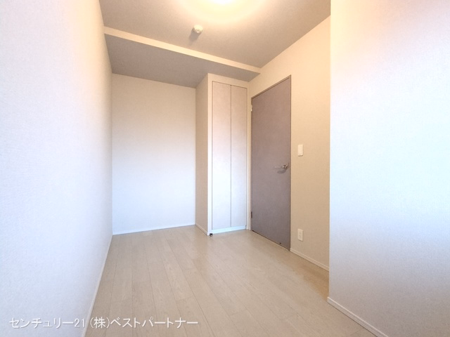 ヴィークコート蕨南町桜並木 居室サブ