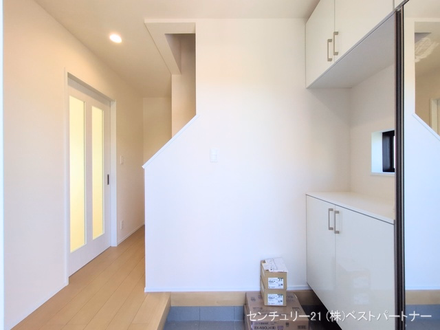 戸田市美女木1丁目（戸建）B 玄関