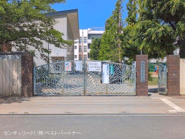 戸田市立新曽中学校