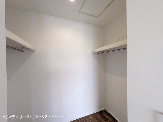 戸田市下戸田2丁目（戸建）04 収納(ウォークインクローゼット)