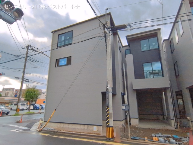 新築戸建て 戸田市喜沢115 No.2 外構