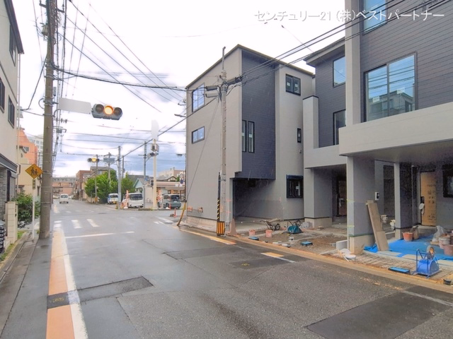 新築戸建て 戸田市喜沢115 No.3 外構