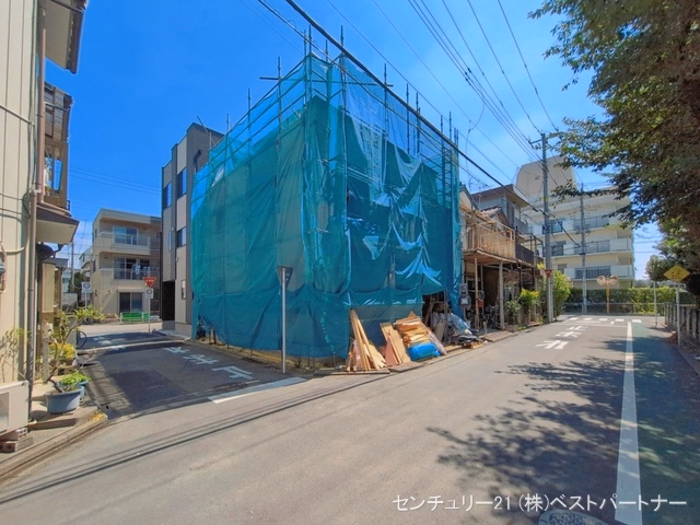 蕨市南町1丁目（戸建）01 上棟