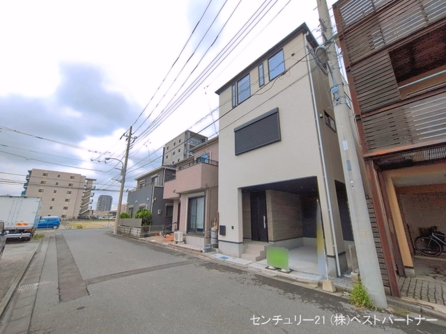 新築戸建て 戸田市新曽5期 1号棟 完成