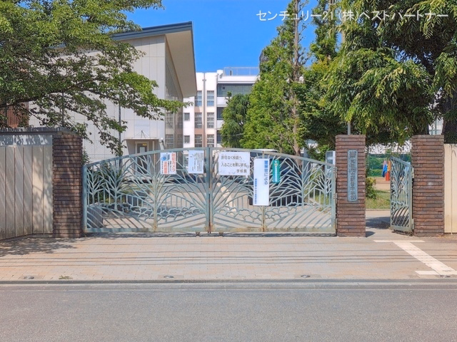 戸田市立新曽中学校